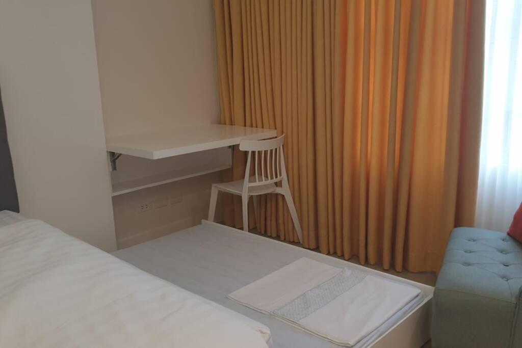 Chloe'S Place @ Twin Lakes Shiraz Tagaytay City ภายนอก รูปภาพ